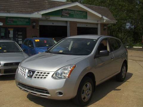 2010 Nissan Rogue for sale at RODRIGUEZ MOTORS LLC in Fredericksburg VA