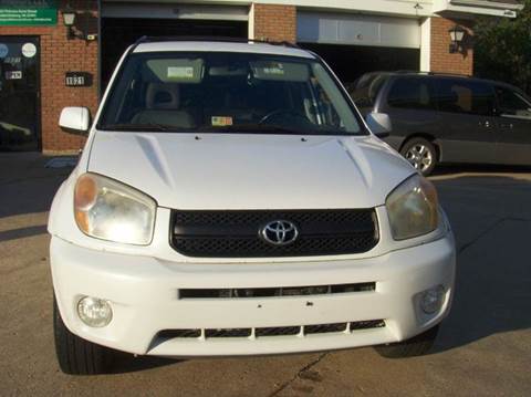2005 Toyota RAV4 for sale at RODRIGUEZ MOTORS LLC in Fredericksburg VA