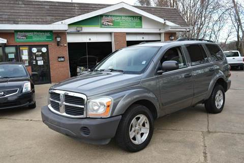 2006 Dodge Durango for sale at RODRIGUEZ MOTORS LLC in Fredericksburg VA