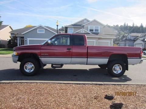 1998 Dodge Ram Pickup 2500 for sale at TONY'S AUTO WORLD in Portland OR