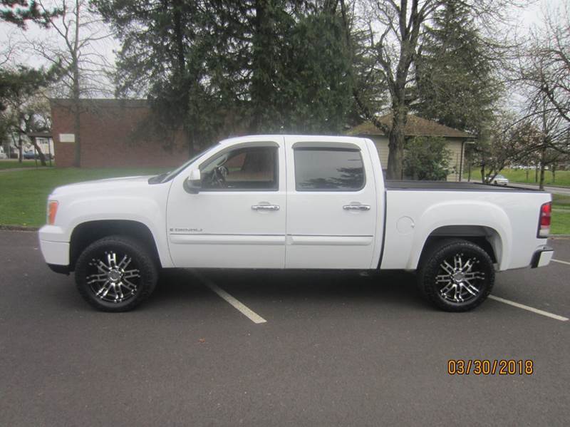 2007 GMC Sierra 1500 for sale at TONY'S AUTO WORLD in Portland OR