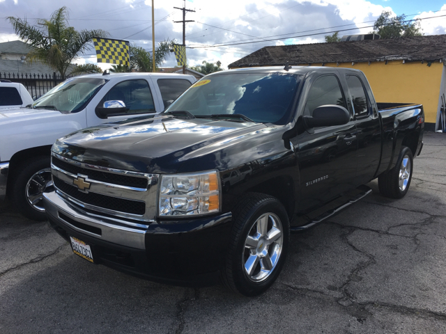 2009 Chevrolet Silverado 1500 4x2 LT 4dr Extended Cab 6.5 ft. SB In