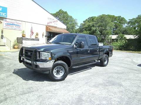 2004 Ford F-250 Super Duty for sale at VICTORY LANE AUTO SALES in Port Richey FL