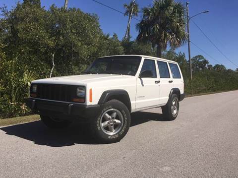 2000 Jeep Cherokee for sale at VICTORY LANE AUTO SALES in Port Richey FL