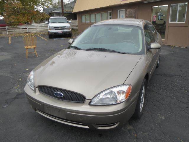 2007 Ford Taurus for sale at Pioneer Motors in Twin Falls ID