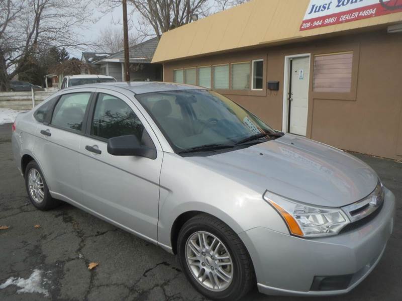 2009 Ford Focus for sale at Pioneer Motors in Twin Falls ID