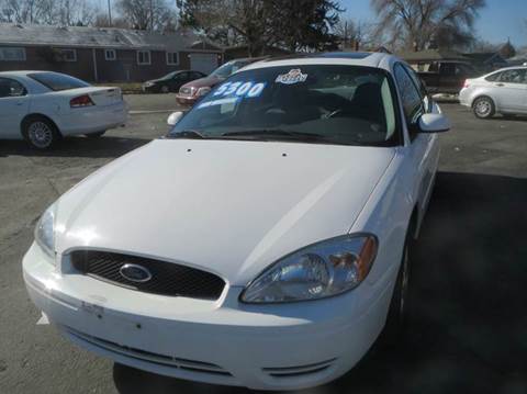 2005 Ford Taurus for sale at Pioneer Motors in Twin Falls ID