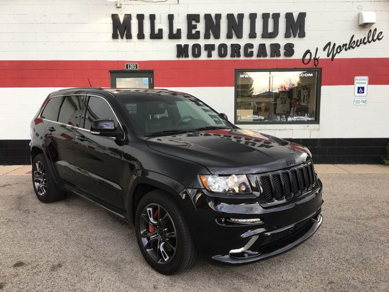 2013 Jeep Grand Cherokee for sale at Millennium Motorcars in Yorkville IL