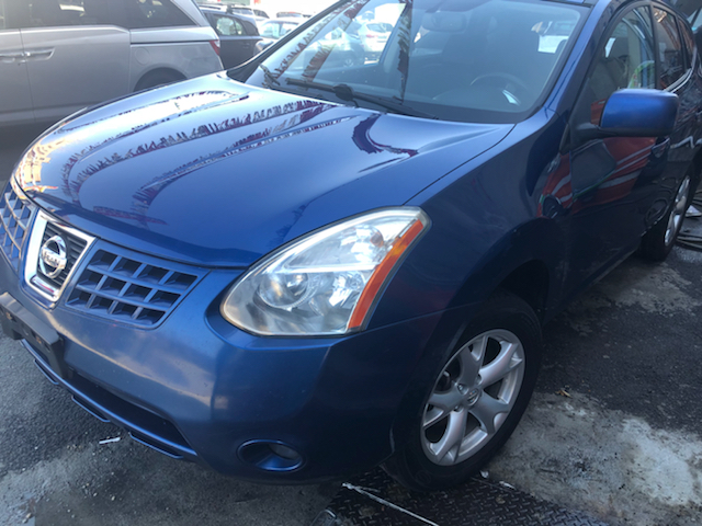 2009 Nissan Rogue for sale at Gallery Auto Sales in Bronx NY