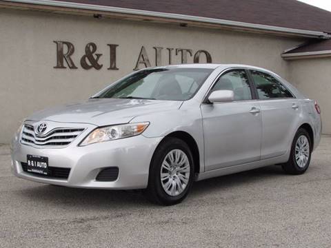 2010 Toyota Camry for sale at R & I Auto in Lake Bluff IL