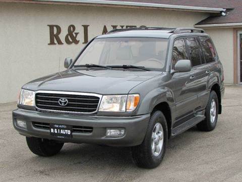 2000 Toyota Land Cruiser for sale at R & I Auto in Lake Bluff IL