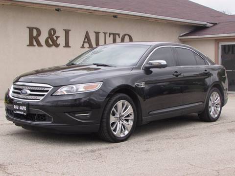 2011 Ford Taurus for sale at R & I Auto in Lake Bluff IL