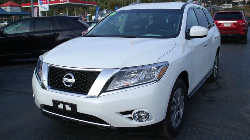 2016 Nissan Pathfinder for sale at Rinaldi Auto Sales Inc in Taylor PA