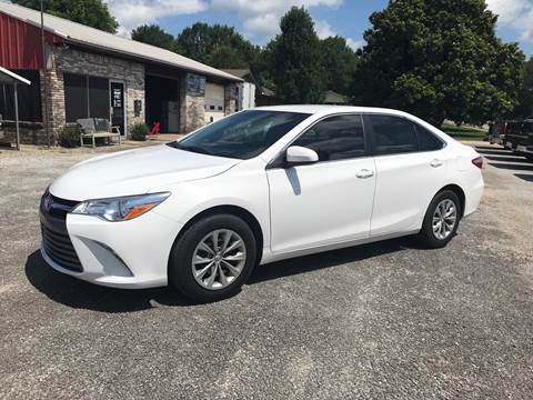 2015 Toyota Camry for sale at VAUGHN'S USED CARS in Guin AL