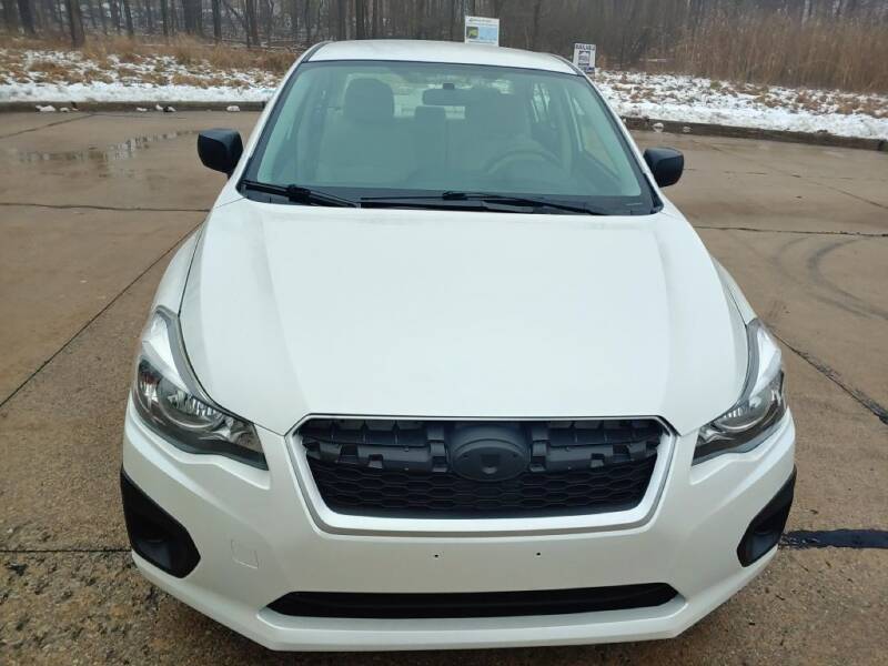 2012 Subaru Impreza 2.0i (image 8)