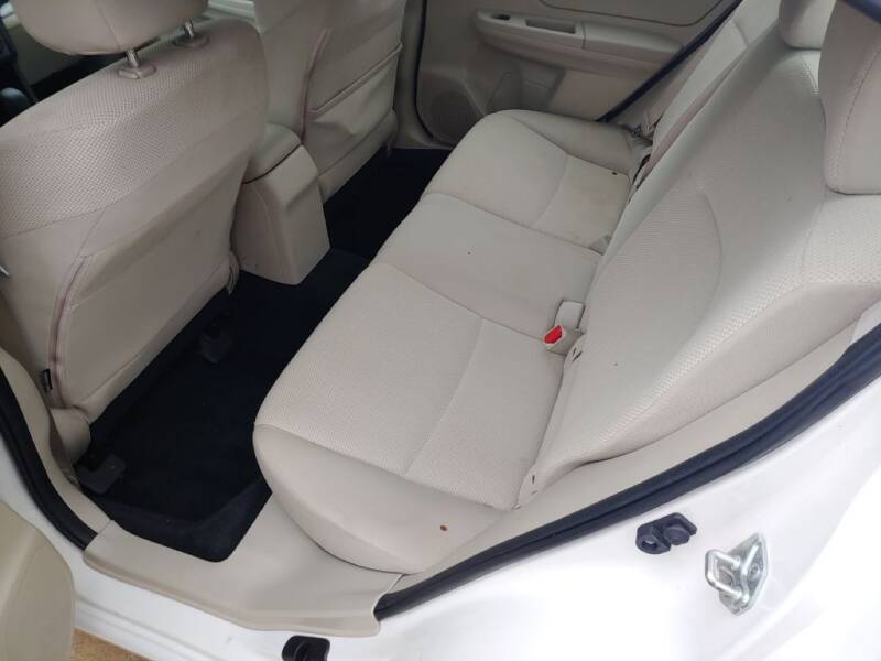 2012 Subaru Impreza 2.0i (image 19)