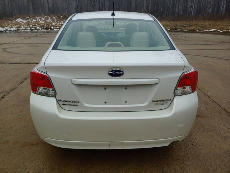 2012 Subaru Impreza 2.0i (image 4)