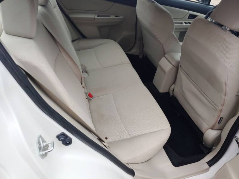 2012 Subaru Impreza 2.0i (image 22)