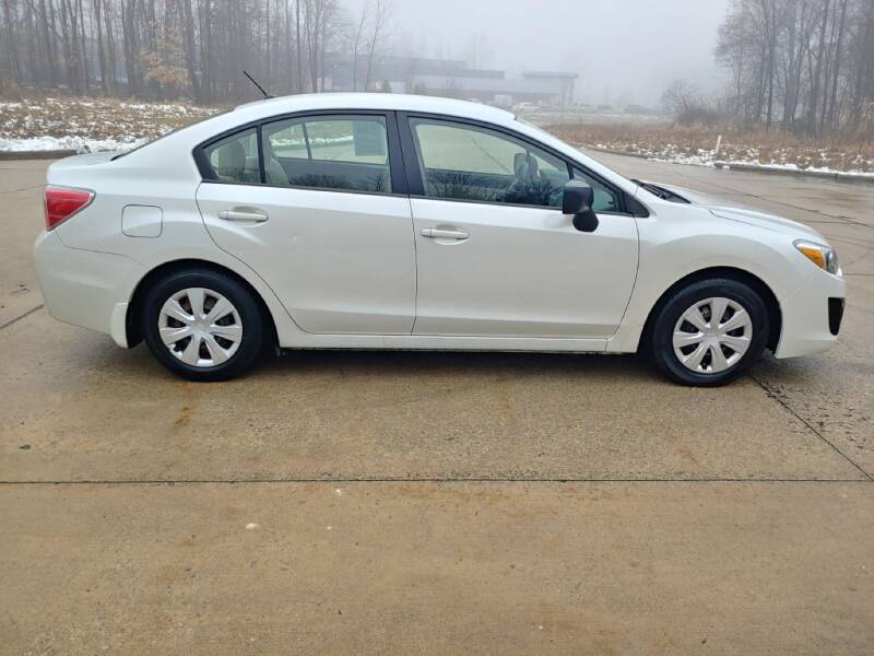 2012 Subaru Impreza 2.0i (image 6)