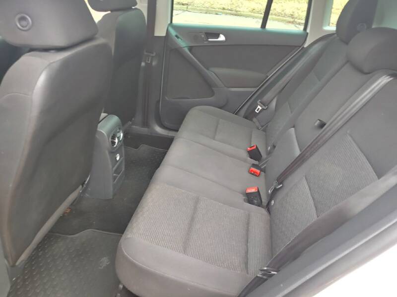 2013 Volkswagen Tiguan (image 19)
