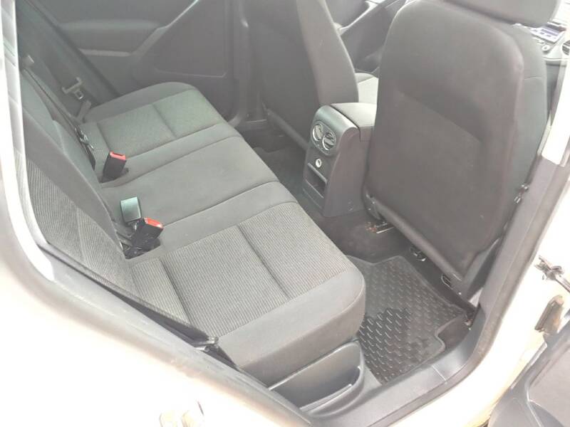 2013 Volkswagen Tiguan (image 23)