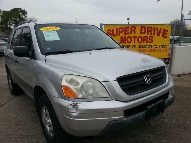 2005 Honda Pilot for sale at SUPER DRIVE MOTORS in Houston TX