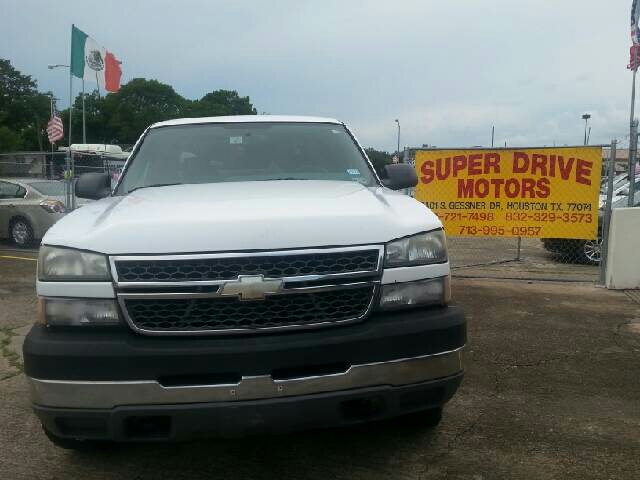 2005 Chevrolet Silverado 2500HD for sale at SUPER DRIVE MOTORS in Houston TX