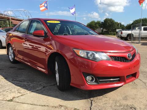 2012 Toyota Camry for sale at SUPER DRIVE MOTORS in Houston TX