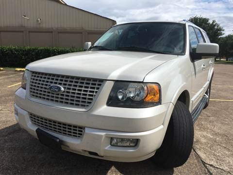 2006 Ford Expedition for sale at SUPER DRIVE MOTORS in Houston TX