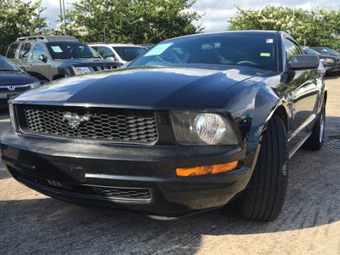 2009 Ford Mustang for sale at SUPER DRIVE MOTORS in Houston TX