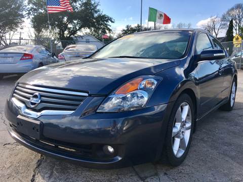 2008 Nissan Altima for sale at SUPER DRIVE MOTORS in Houston TX