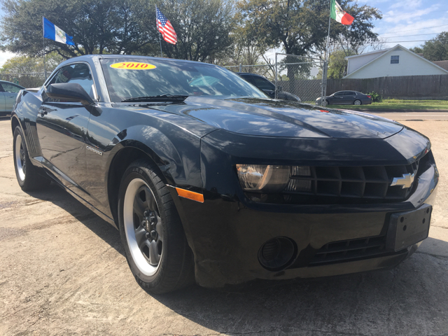 2010 Chevrolet Camaro for sale at SUPER DRIVE MOTORS in Houston TX