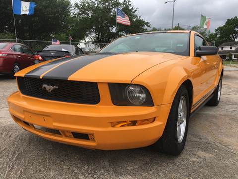 2008 Ford Mustang for sale at SUPER DRIVE MOTORS in Houston TX