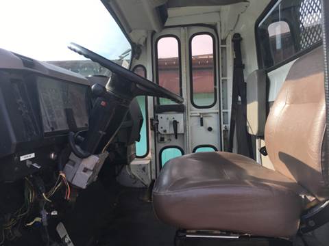 1997 Navistar International  4700