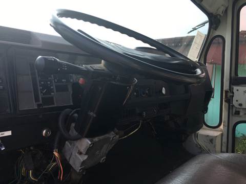 1997 Navistar International  4700