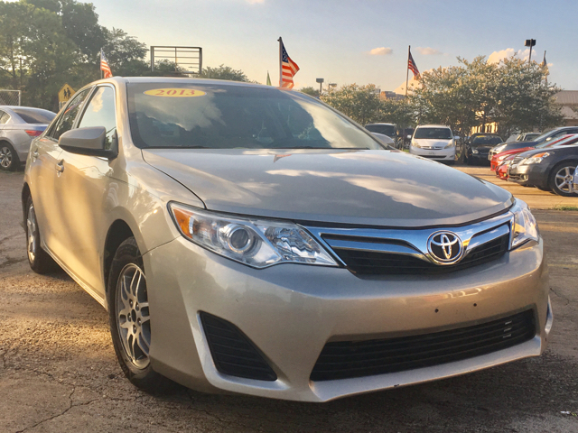 2013 Toyota Camry for sale at SUPER DRIVE MOTORS in Houston TX