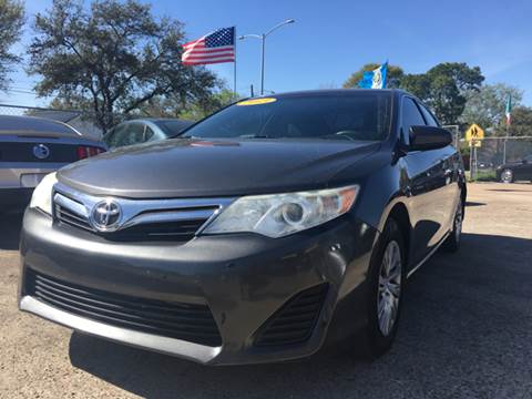 2013 Toyota Camry for sale at SUPER DRIVE MOTORS in Houston TX