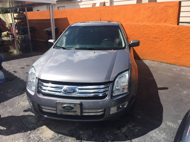 2007 Ford Fusion for sale at Versalles Auto Sales in Hialeah FL