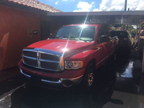 2005 Dodge Ram Pickup 1500 for sale at Versalles Auto Sales in Hialeah FL
