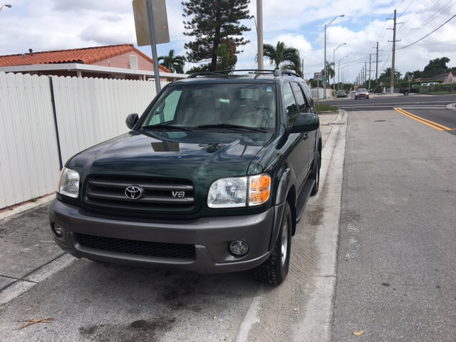 2003 Toyota Sequoia for sale at Versalles Auto Sales in Hialeah FL