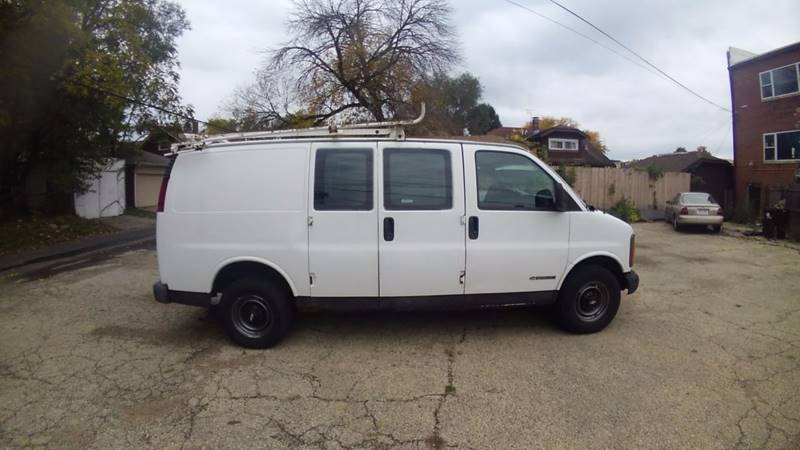 2000 Chevrolet Express Cargo for sale at Dave's Garage & Auto Sales in East Peoria IL