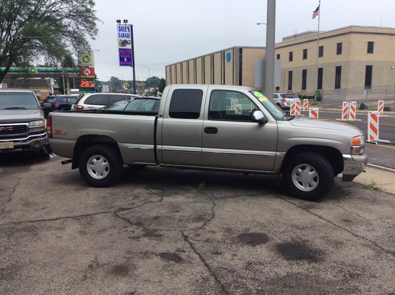 2000 GMC Sierra 1500 for sale at Dave's Garage & Auto Sales in East Peoria IL