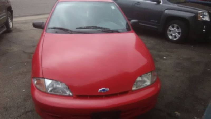 2000 Chevrolet Cavalier for sale at Dave's Garage & Auto Sales in East Peoria IL
