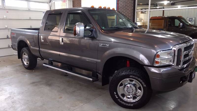 2006 Ford F-250 Super Duty for sale at 906 Motors in Gladstone MI