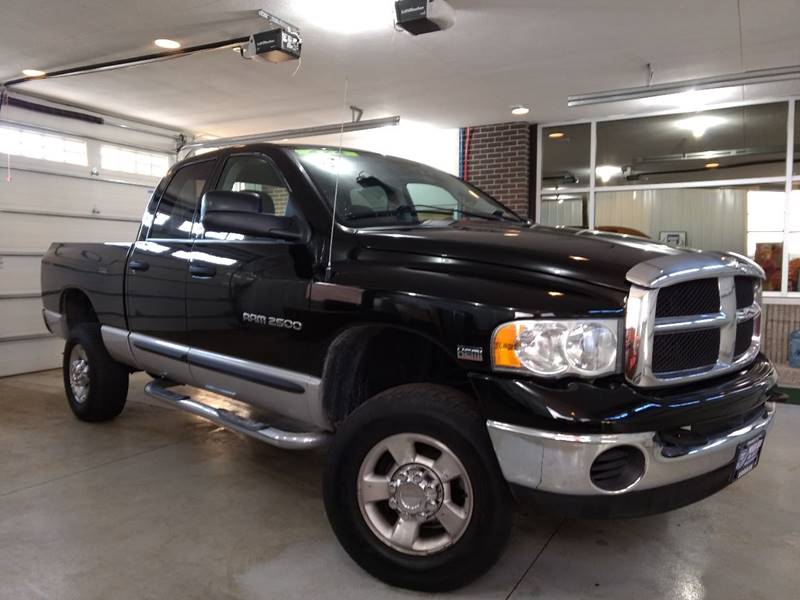 2004 Dodge Ram Pickup 2500 for sale at 906 Motors in Gladstone MI