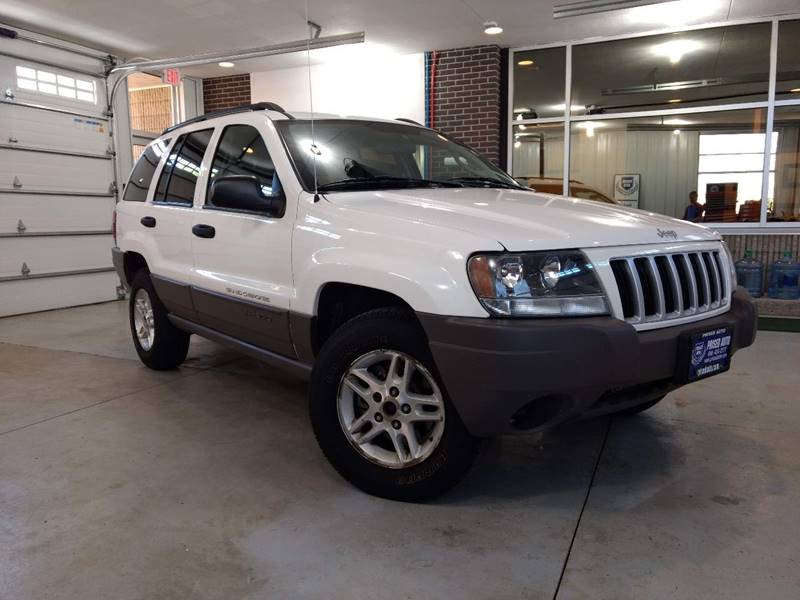 2004 Jeep Grand Cherokee for sale at 906 Motors in Gladstone MI