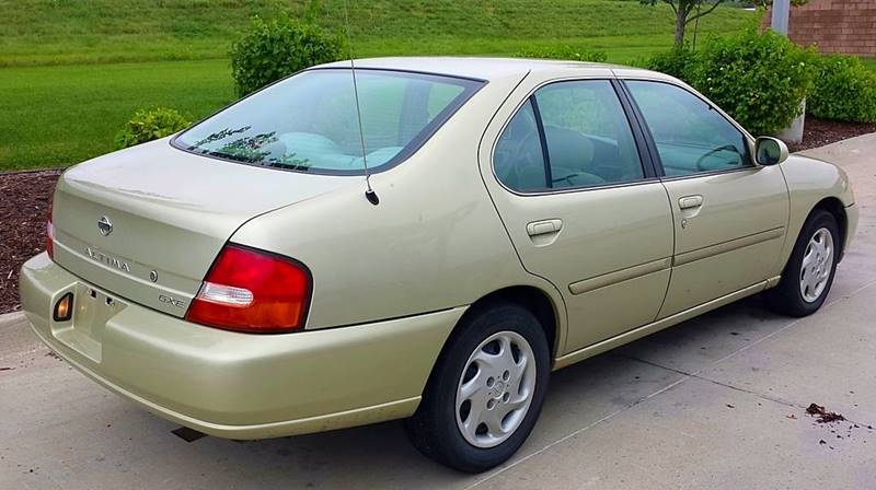 1998 nissan altima gxe 4dr sedan in ankeny ia ericson auto 1998 nissan altima gxe 4dr sedan in