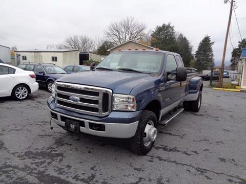 2006 Ford F-350 Super Duty for sale at Supermax Autos in Strasburg VA