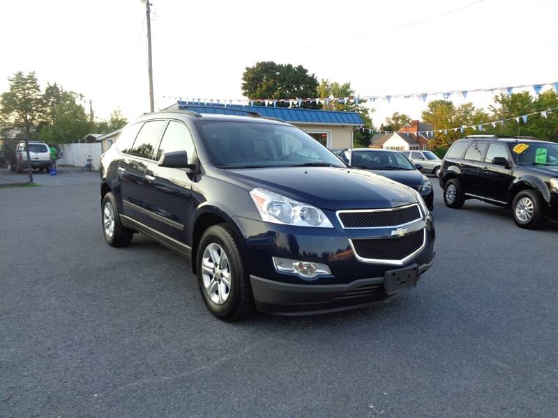 2012 Chevrolet Traverse for sale at Supermax Autos in Strasburg VA