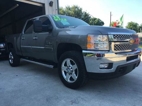 2013 Chevrolet Silverado 2500HD for sale at Sugarland Auto Finance in Houston TX